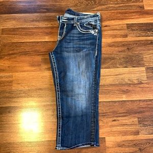 Maurices vigoss capris size 15/16